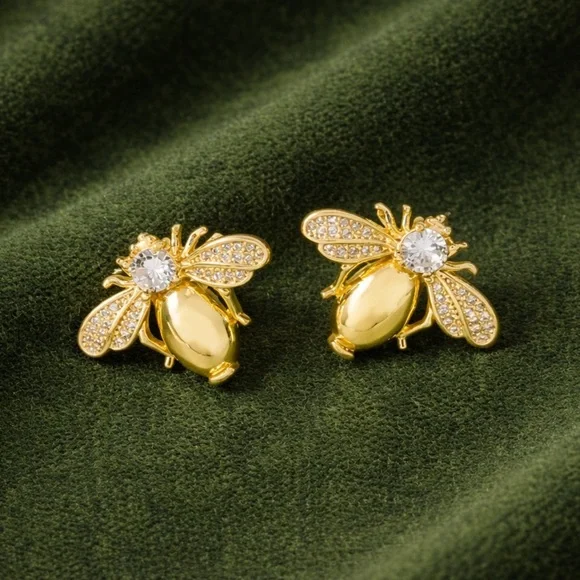 Luxury Gold Bee Stud Earrings - Picture 1 of 3